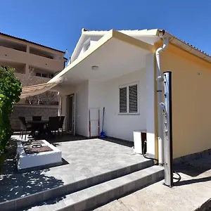 Branka - 80 M From Ferienhaus